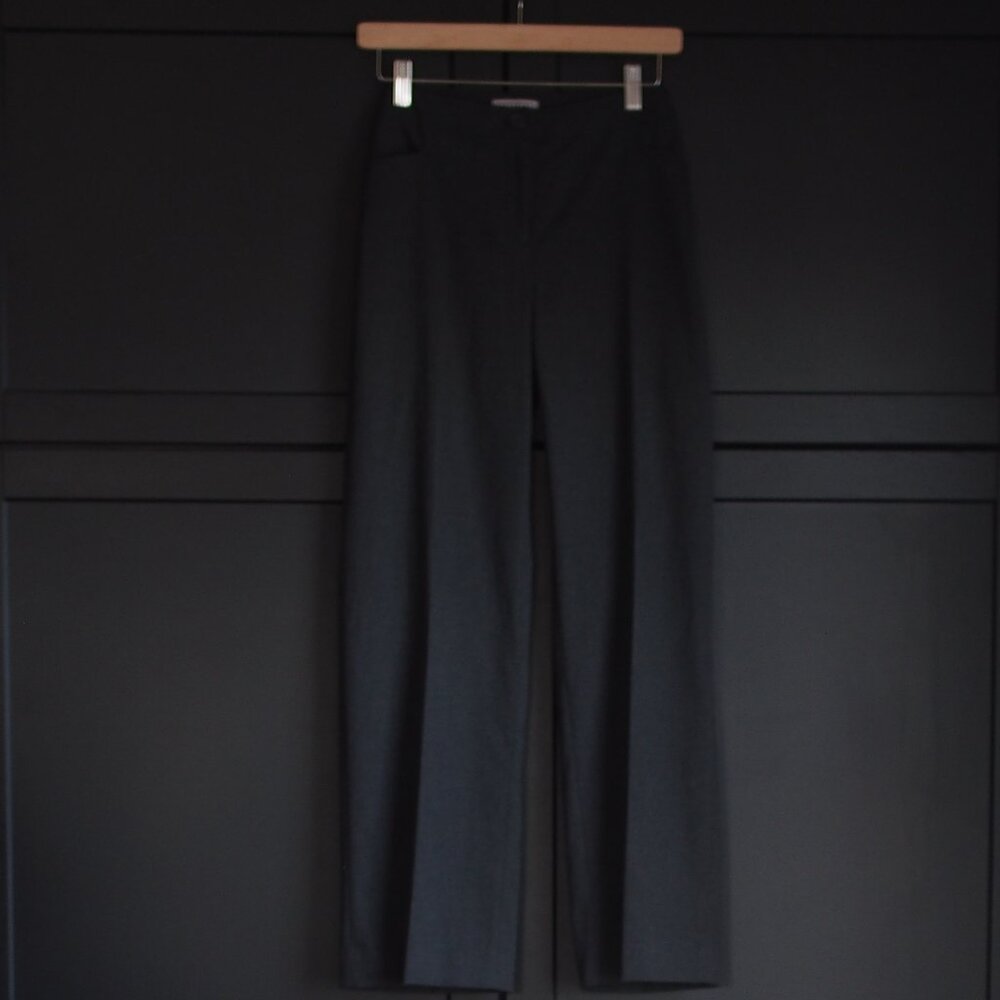 Laura | "Essential" Straight-Leg Pants